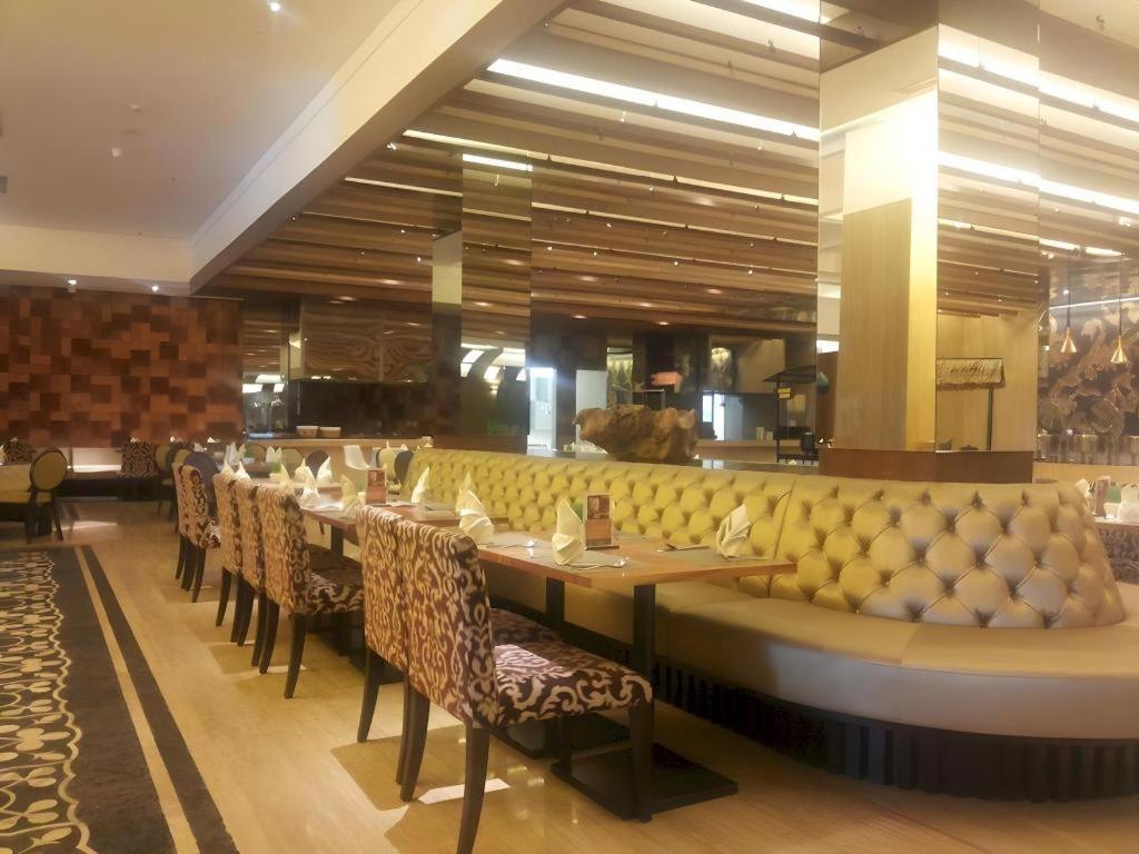 Hotel Tentrem Yogyakarta Exterior photo
