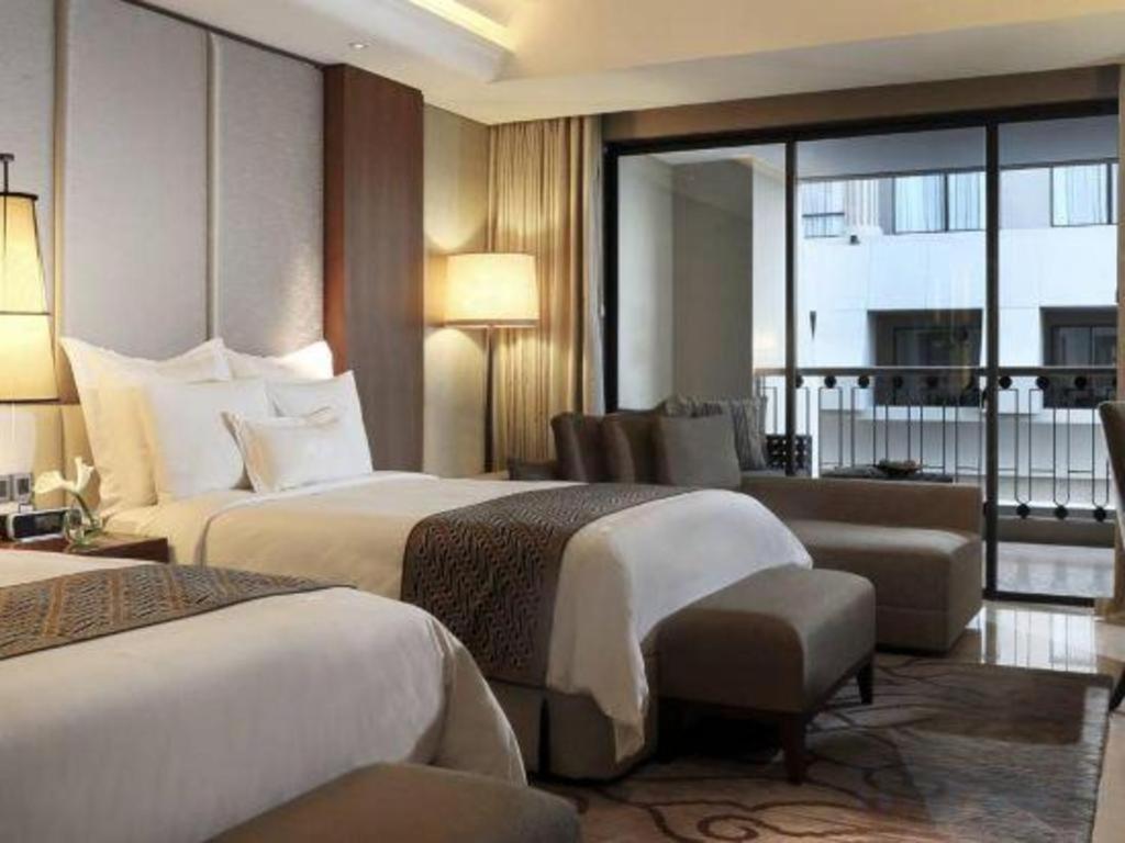 Hotel Tentrem Yogyakarta Exterior photo